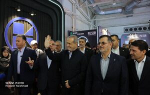 افتتاح رسمی بیست‌ونهمین نمایشگاه نفت تهران/تاکید ویژه رییس جمهور به شرکت های نفتی در خصوص آموزش و پرورش