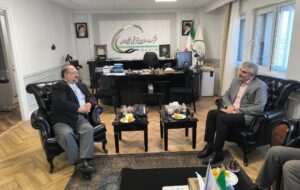 دیدار رئیس دانشگاه جامع علمیکاربردی با مدیرعامل هلدینگ پتروشیمی خلیج فارس دیدار رئیس دانشگاه جامع علمیکاربردی با مدیرعامل هلدینگ پتروشیمی خلیج فارس