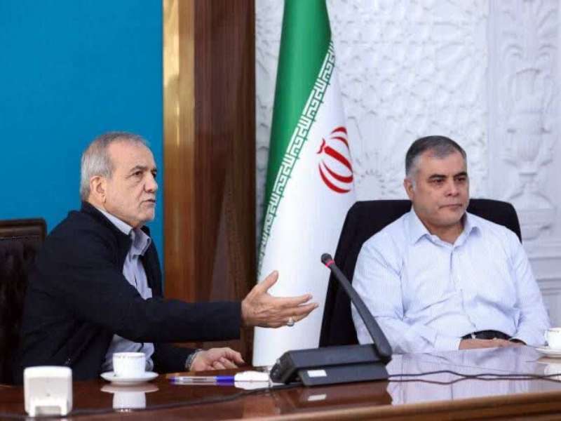 پزشکیان به شایعات استعفا و استیضاح وزیر نفت پایان داد