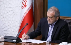 واکنش پزشکیان به خودسوزی جوان اهوازی: دستور تشکیل کمیته ویژه / برخورد با خاطیان