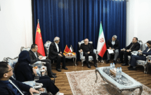 آقای استاندار به نظرتان جای مدیران مناطق نفت‌خیز جنوب خالی نبود/جلسه جمع آوری فلرهای نفتی بدون نفتی ها