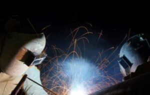 حضور همه‌جانبه کارکنان شرکت ملی نفت ایران برای توسعه میدان خارتنگ