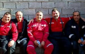 وقتی وزیر نفت دوشادوش همکاران صنعت نفت تلاش میکرد