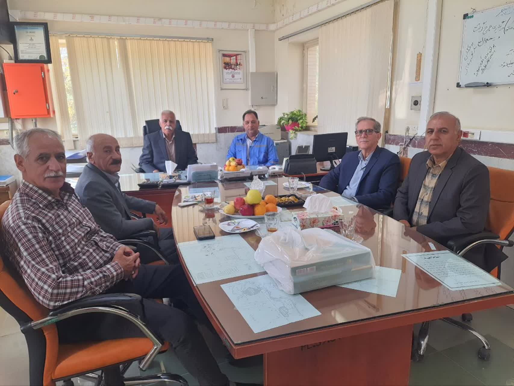 روزی برای تجدید خاطرات طلایی بازنشستگان صنعت نفت غرب