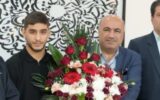 دیدار مدیرعامل نفت و گاز آغاجاری با عرفان جرکنی قهرمان کشتی امیدهای جهان